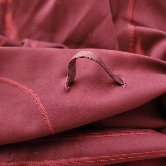 EUC Lululemon Wunder Train High-Rise Short 8" Sun Bleached Wash Red Merlot - Picture 4 of 10